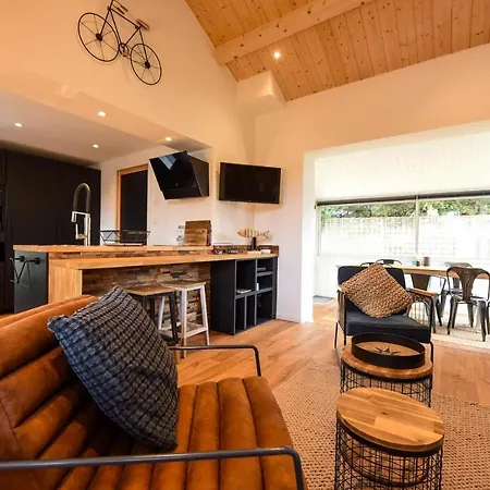 550m De La De La Clere - Maison Pour 6